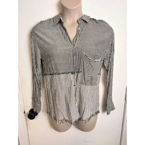 Entro Woman’s button up stripe long sleeve with fringe and front pocket size lar